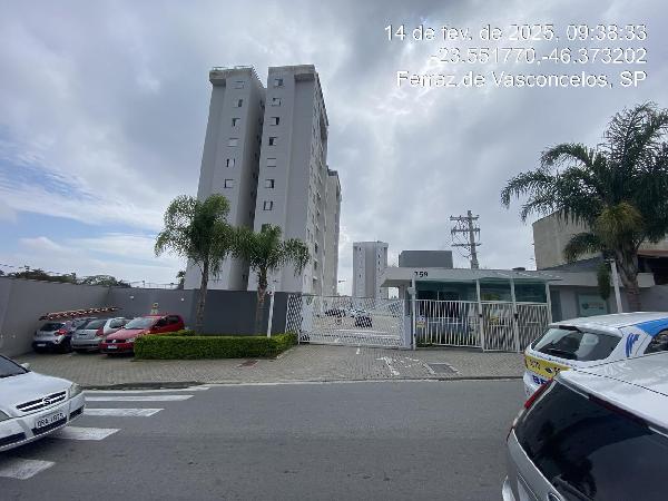 FLORIANO CONDOMINIO CLUBE