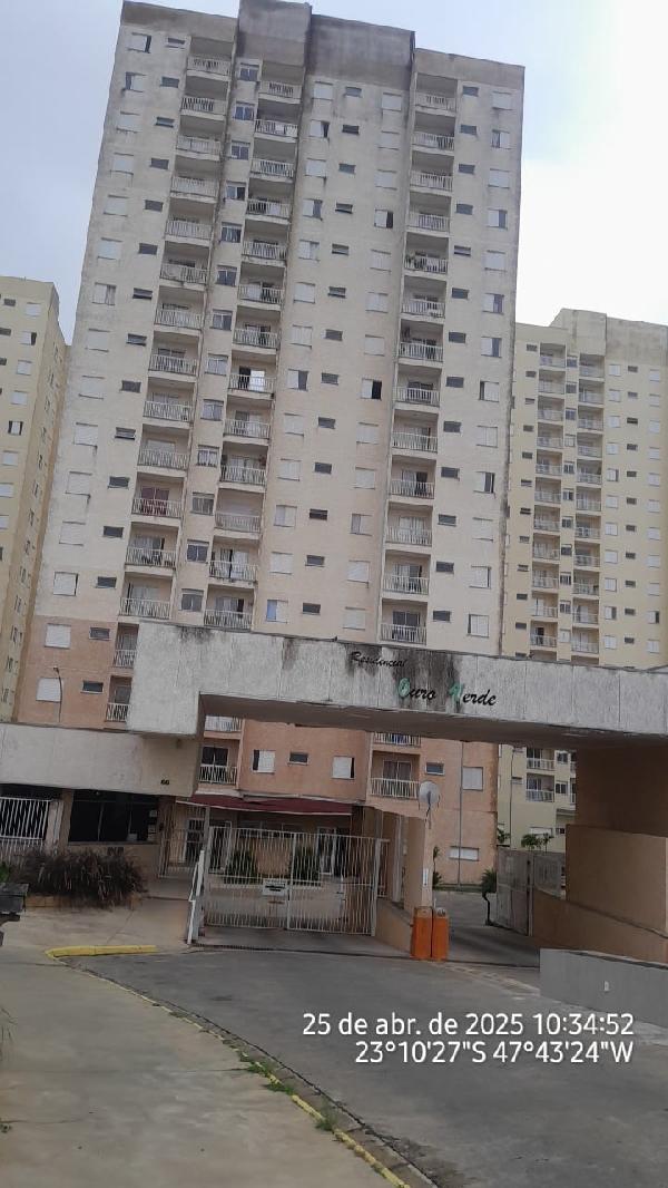 COND RES OURO VERDE