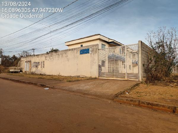 COND RES. MENINA DA LUA