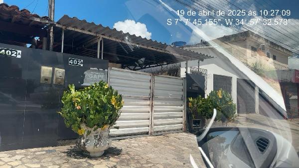 COND RES MULTIFAMILIAR