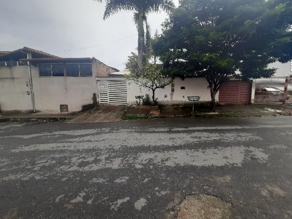 ESMERALDAS – FLORESTA ENCANTADA