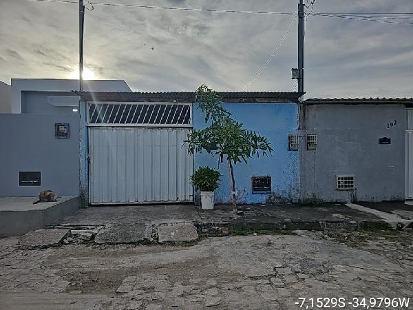 COND RES MULTIFAMILIAR