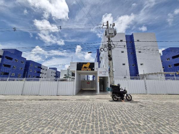 COND RES IMPERIUM RES CLUB