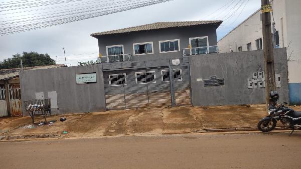 COND RES GOLDEN VILLE