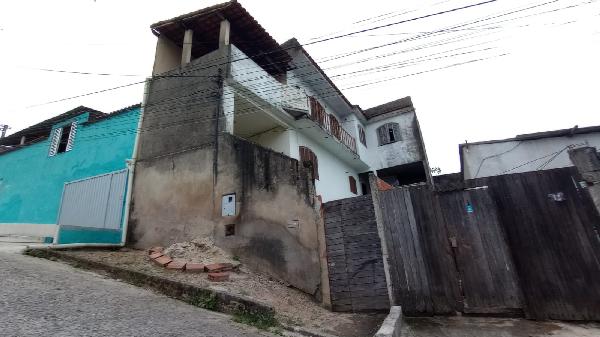 SAO GONCALO – GALO BRANCO