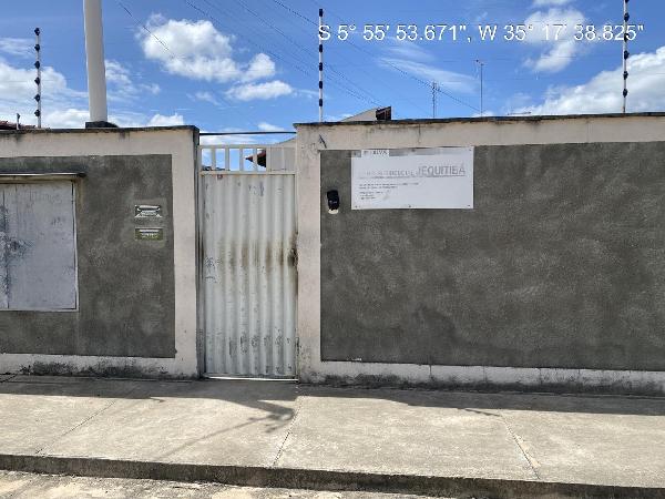 COND RES MULTIFAMILIAR JEQUITIBA