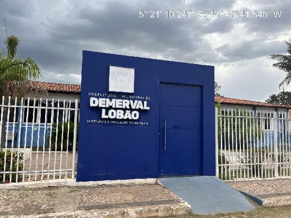 DEMERVAL LOBAO – SANTA INES