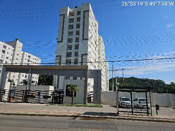 RESIDENCIAL TORRES DE BRISTOL